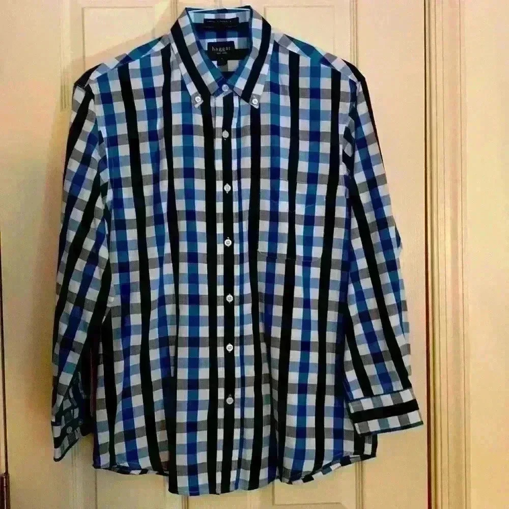 Haggar. Men’s Long-Sleeved Shirt - Medium